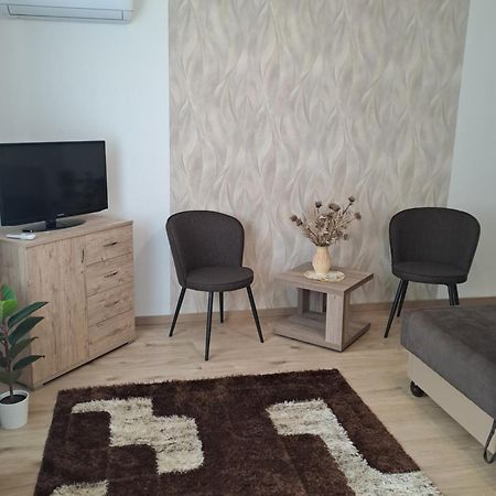 Katarina Apartman Hajduszoboszlo Exterior photo